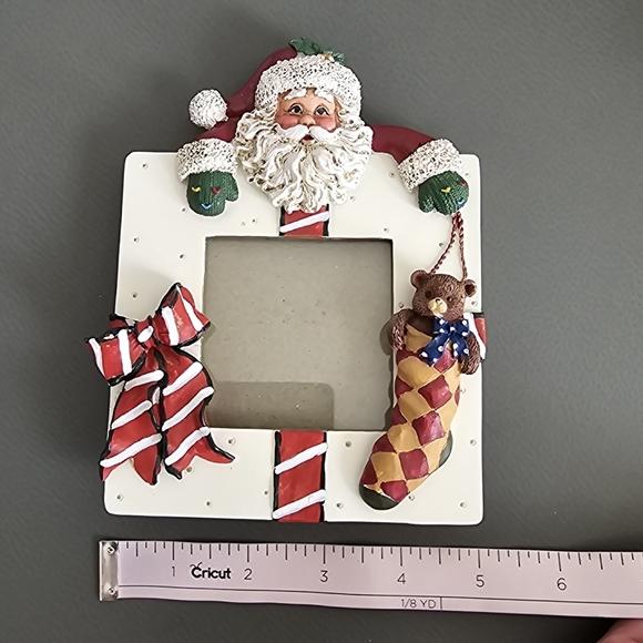 Festive Santa Picture Frame - Picture 7 of 7